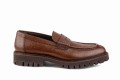 buty typu loafers ze skóry groszkowej na grubej podeszwie