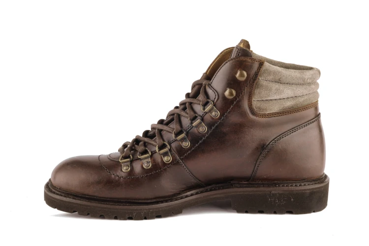 wodoodporne buty zimowe ze skóry