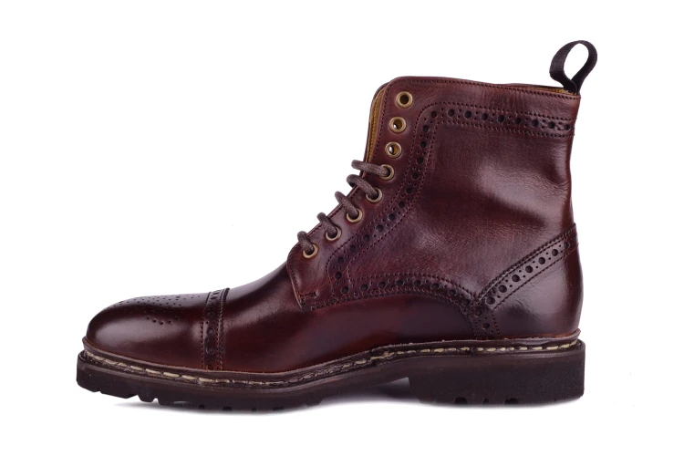 Berwick 317 Regency Polo Brown Boot , skóra olejowana