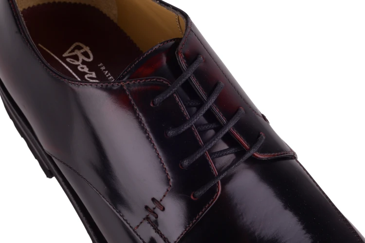 ręcznie szyte buty włoskie