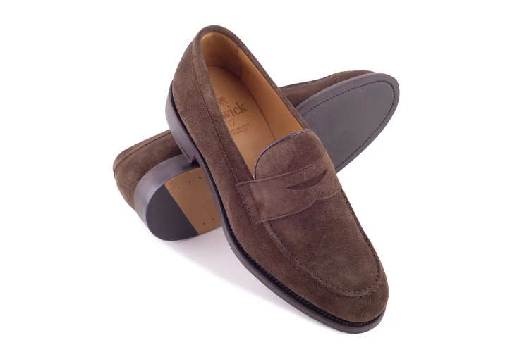 buty z ligi bluszczowej