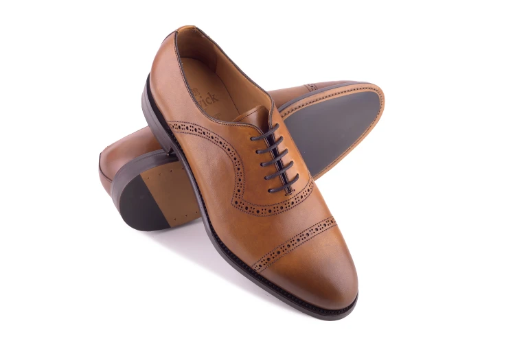 letnie buty do garnituru
