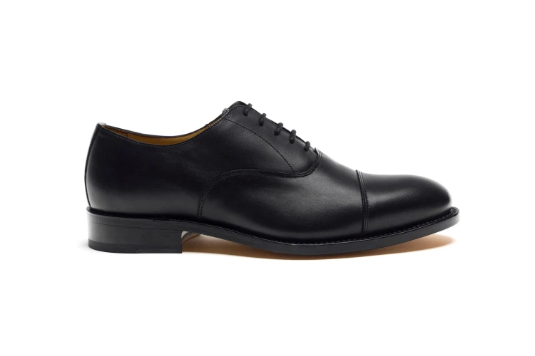 Partigiani 7748 Black Oxford- czarne oksfordy, klasyczne buty na ślub, męskie buty ślubne, oxford cap toe, skóra cięlęca, podeszwa skórzana, model formalny, ręcznie szyte obuwie, szersze kopyto