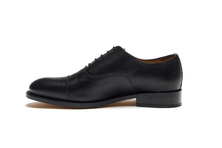 Partigiani 7748 Black Oxford- czarne oksfordy, klasyczne buty na ślub, męskie buty ślubne, oxford cap toe, skóra cięlęca, podeszwa skórzana, model formalny, ręcznie szyte obuwie, szersze kopyto, wysokie podbicie, szeroka stopa, goodyear welted