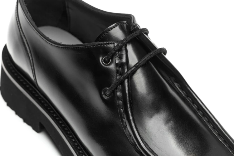 damskie buty szyte czarne skórzane