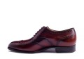 Carlos Santos 7273 Cherry/Bairrada, buty typu oksford, brogs.  Idealne do smart casualu jak i półformalnych okazji.