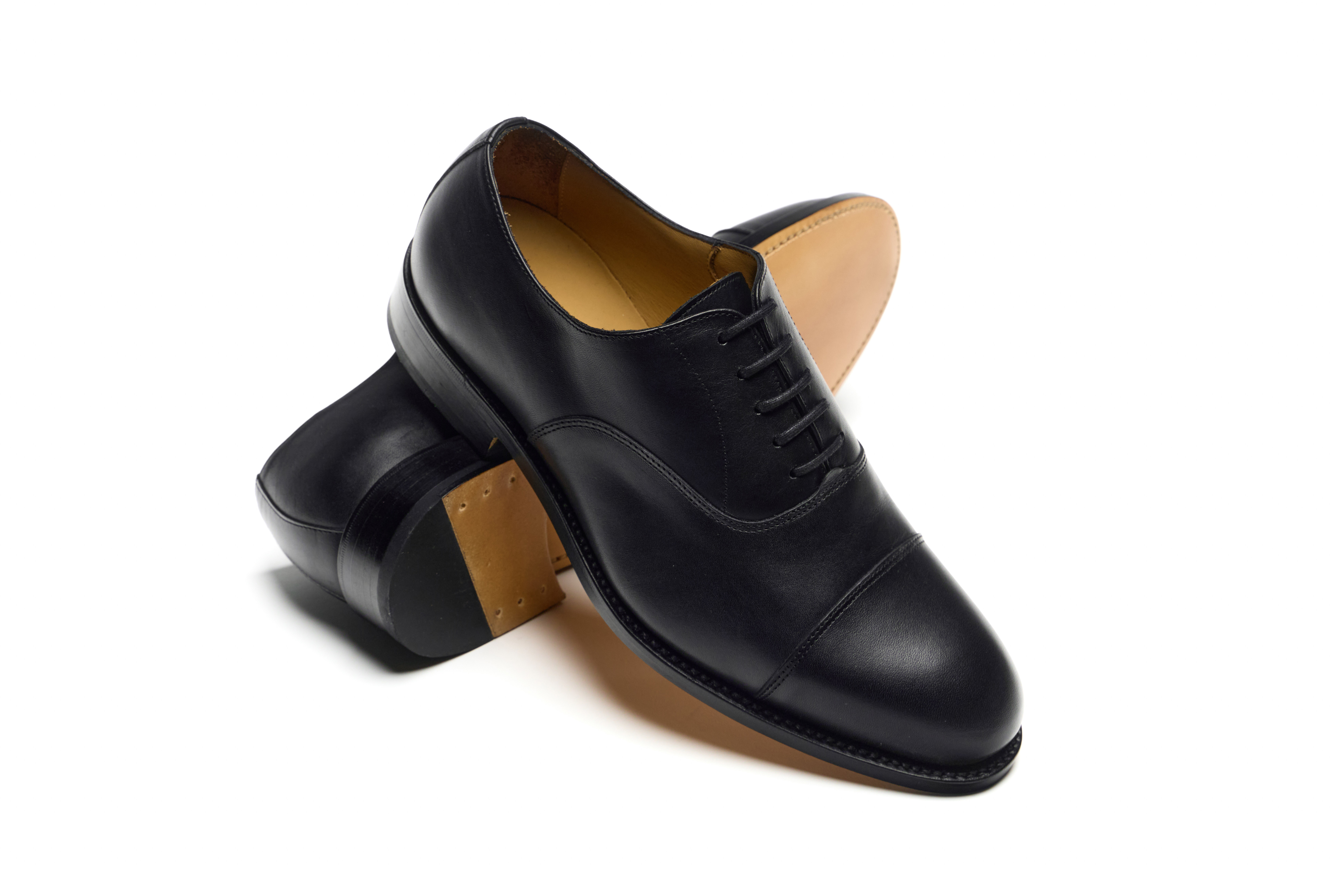 Partigiani 7748 Black Oxford- czarne oksfordy, klasyczne buty na ślub, męskie buty ślubne, oxford cap toe, skóra cięlęca, podeszwa skórzana, model formalny, ręcznie szyte obuwie, szersze kopyto